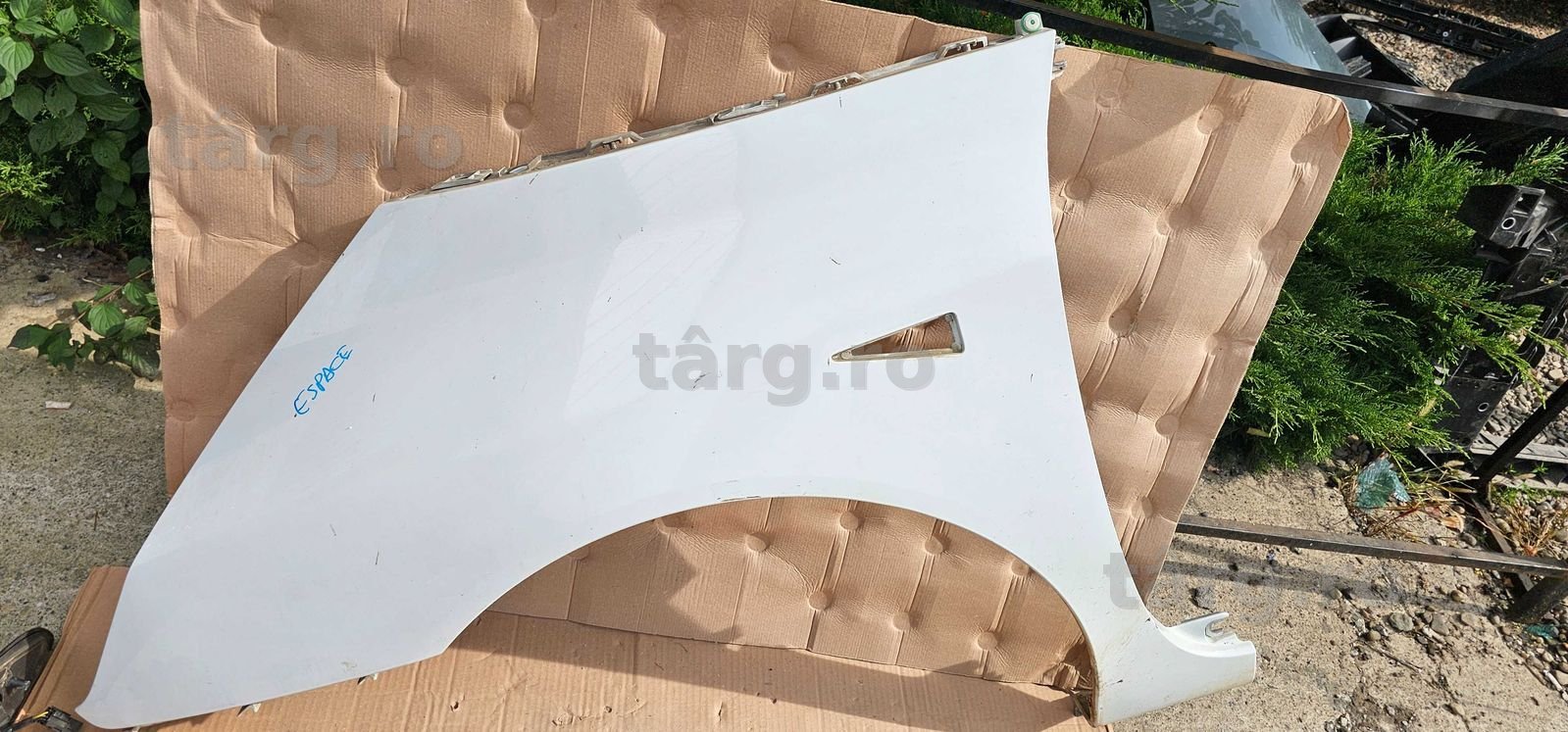 Aripa stanga fata Renault Espace 2004 2005 2006 2007 2008