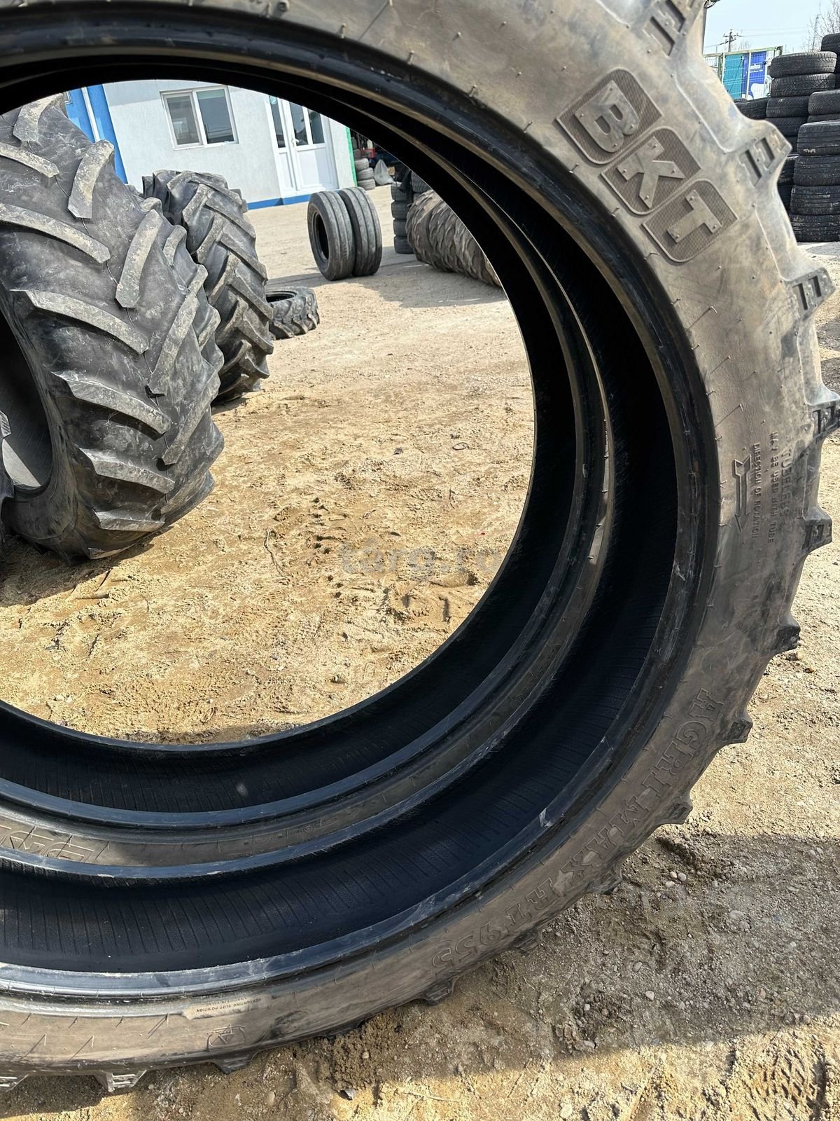 Anvelope sh 11.2 R46 3