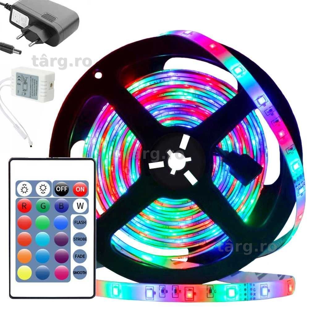 Banda LED RGB 4.5m cu telecomanda 300 LED-uri lumina alimentare 12V