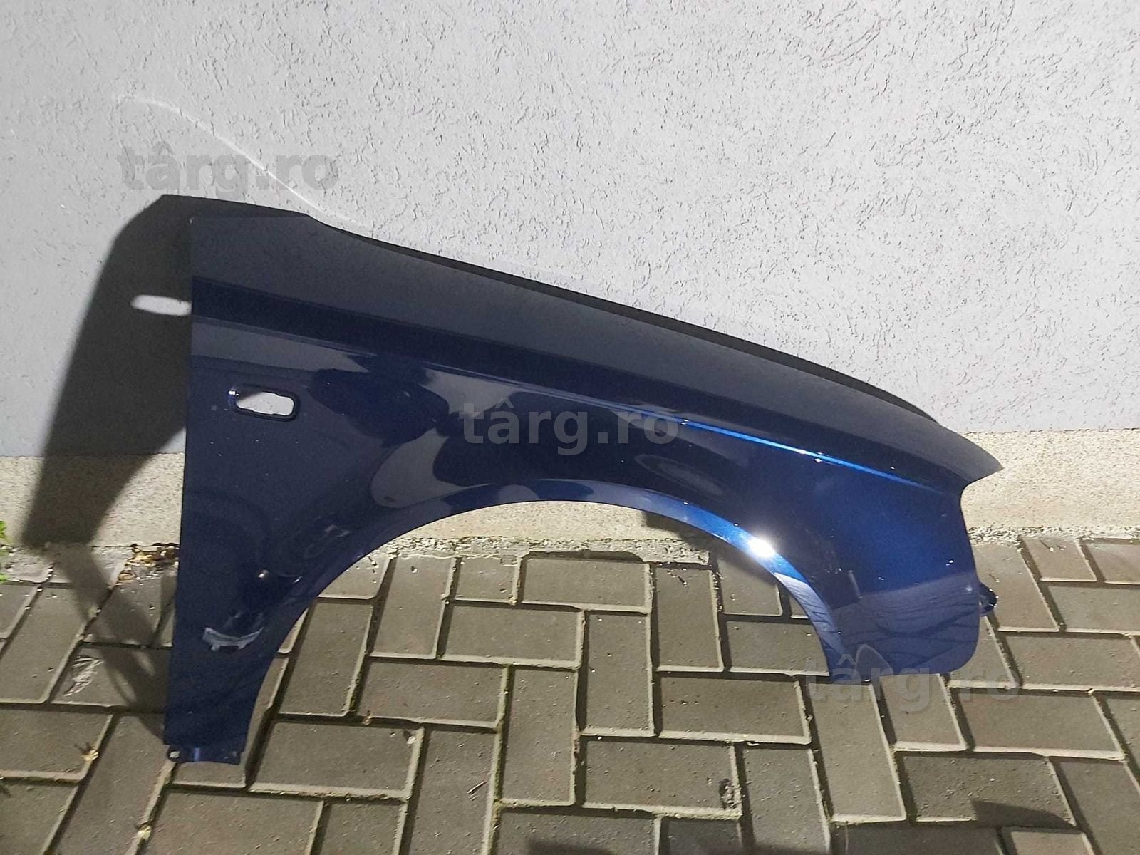 Aripa Fata Dreapta Audi A4 B7 An 2004-2007 Vopsita Albastru