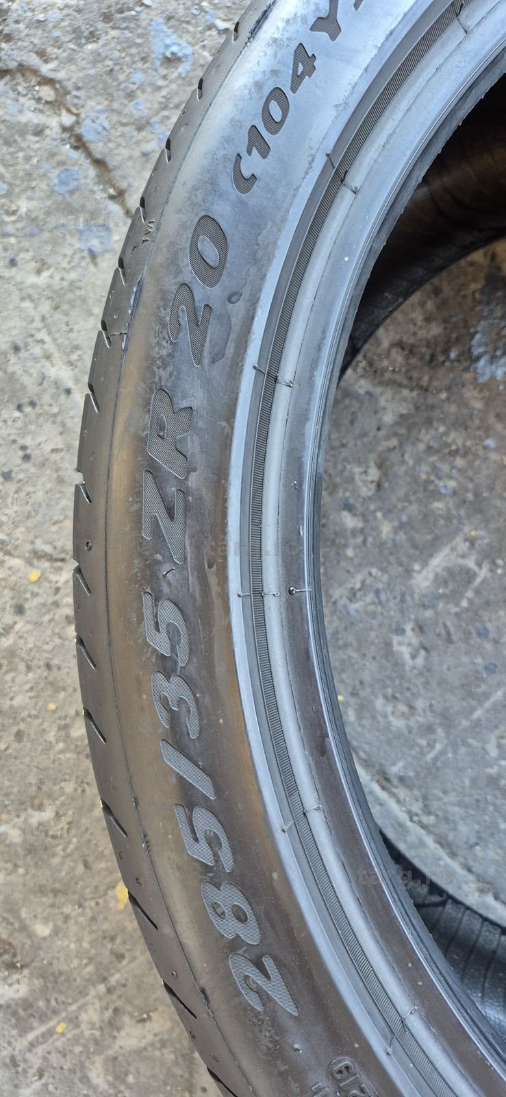 2 anvelope vara Pirelli 285/35/20.Pretul este pe bucata. 5