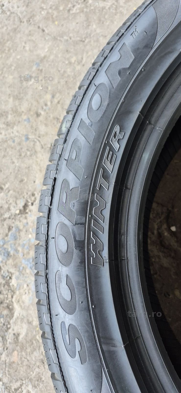 4 anvelope iarna ca si noi Pirelli 225/55/19.Pretul este pe bucata. 5