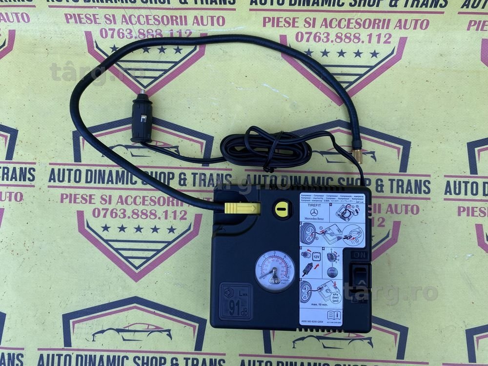 Compresor auto umflat roti 12v 180V original Mercedes OEM turism Suv
