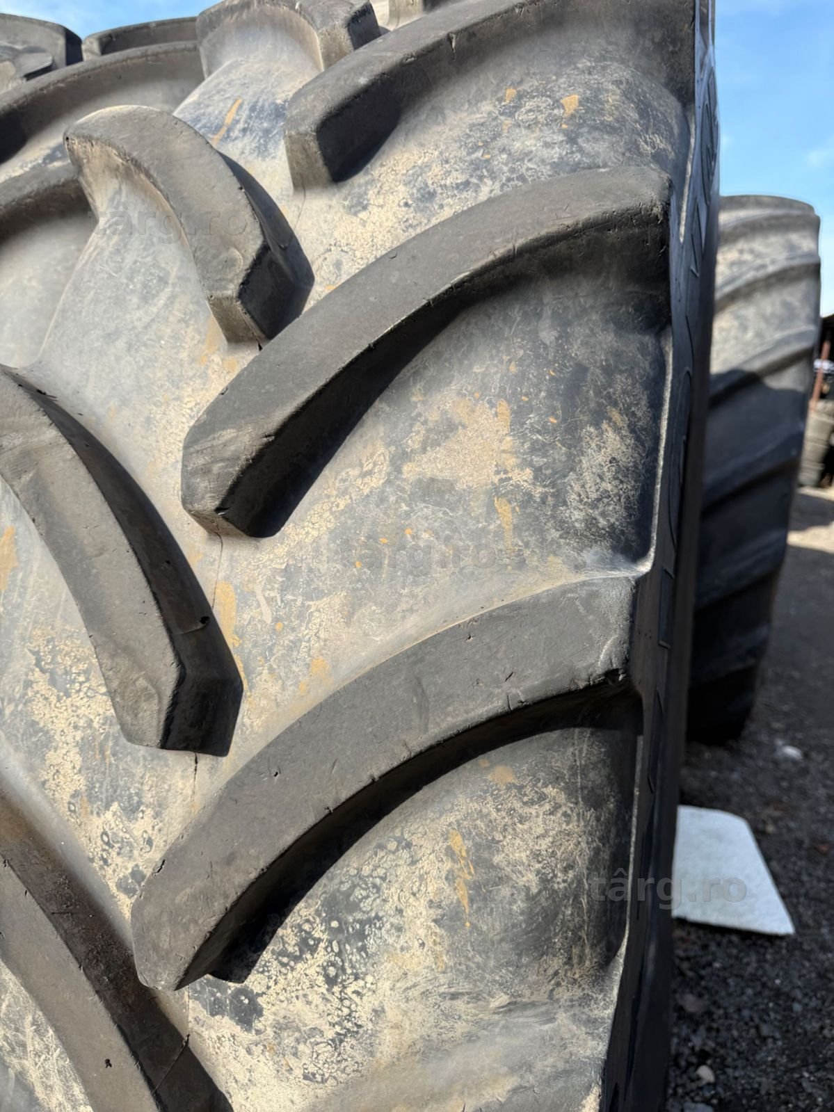 520/85r42 vredestein 2 bucati 2