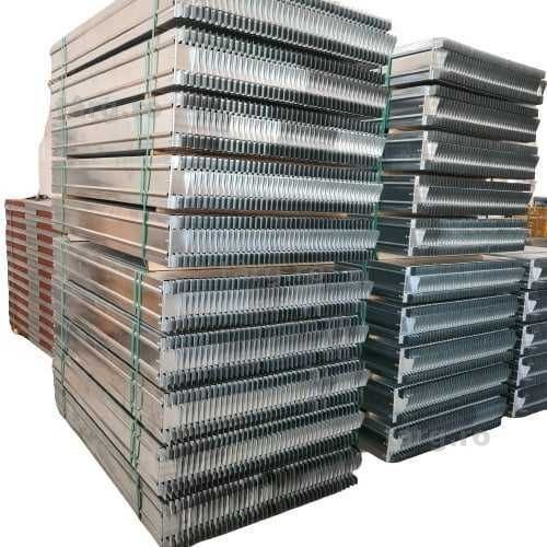 Parapet protectie impotriva caderii obiectelor de pe schela