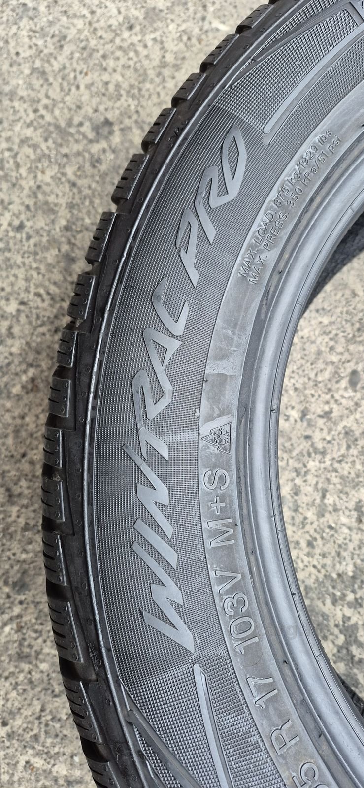 4 anvelope iarna Vredestein 235/55/17,dot 2020.Pretul este pe bucata. 5