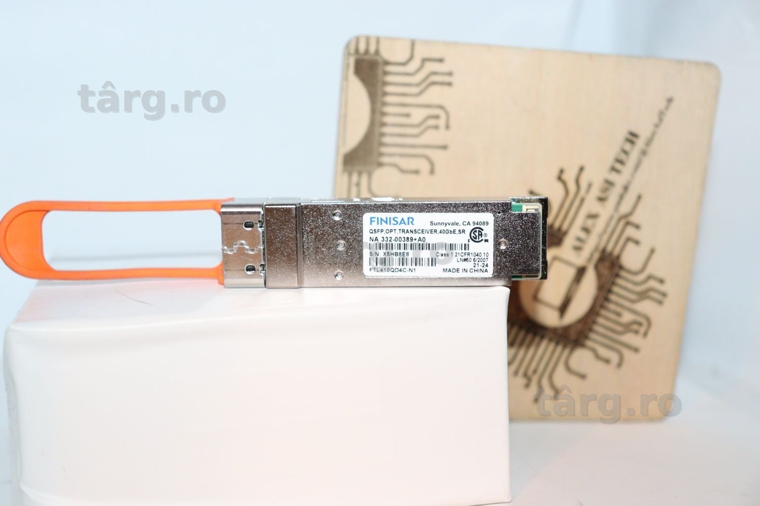 Transceiver QSFP+ FINISAR 40GBase-SR4 MPT/MPO 300m FTL410QD4C-N1