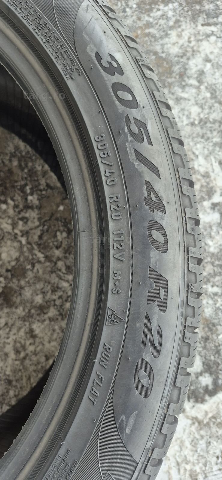 4 anvelope iarna RFT Pirelli,fata 275/45/20,spate 305/40/20.Pret/buc. 7