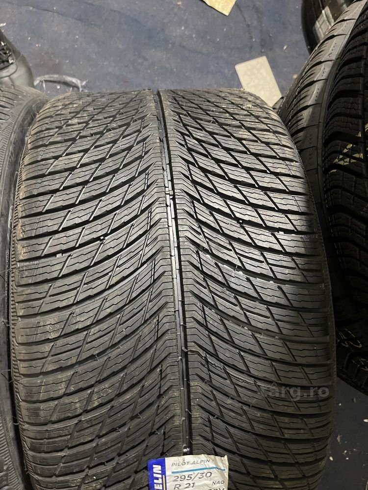 4 Anvelope Noi de iarna Michelin 295/30/21 dot 2020 3