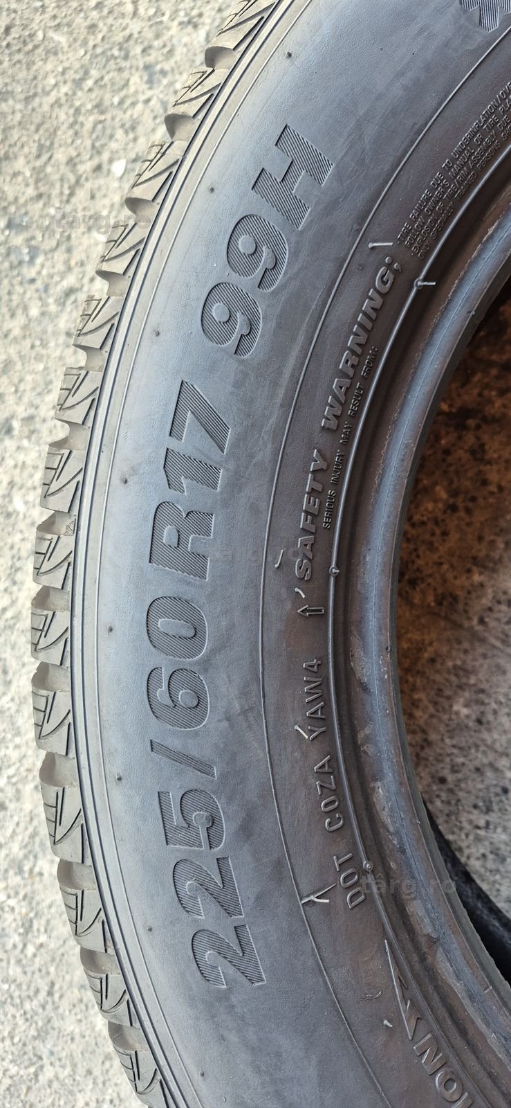 4 anvelope iarna ca si noi Kumho 225/60/17.Pretul este pe bucata. 5