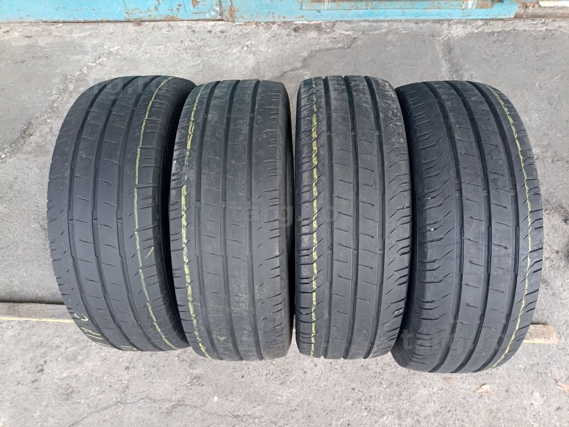4 anvelope de vara Continental 235/60 R17C dot 1521