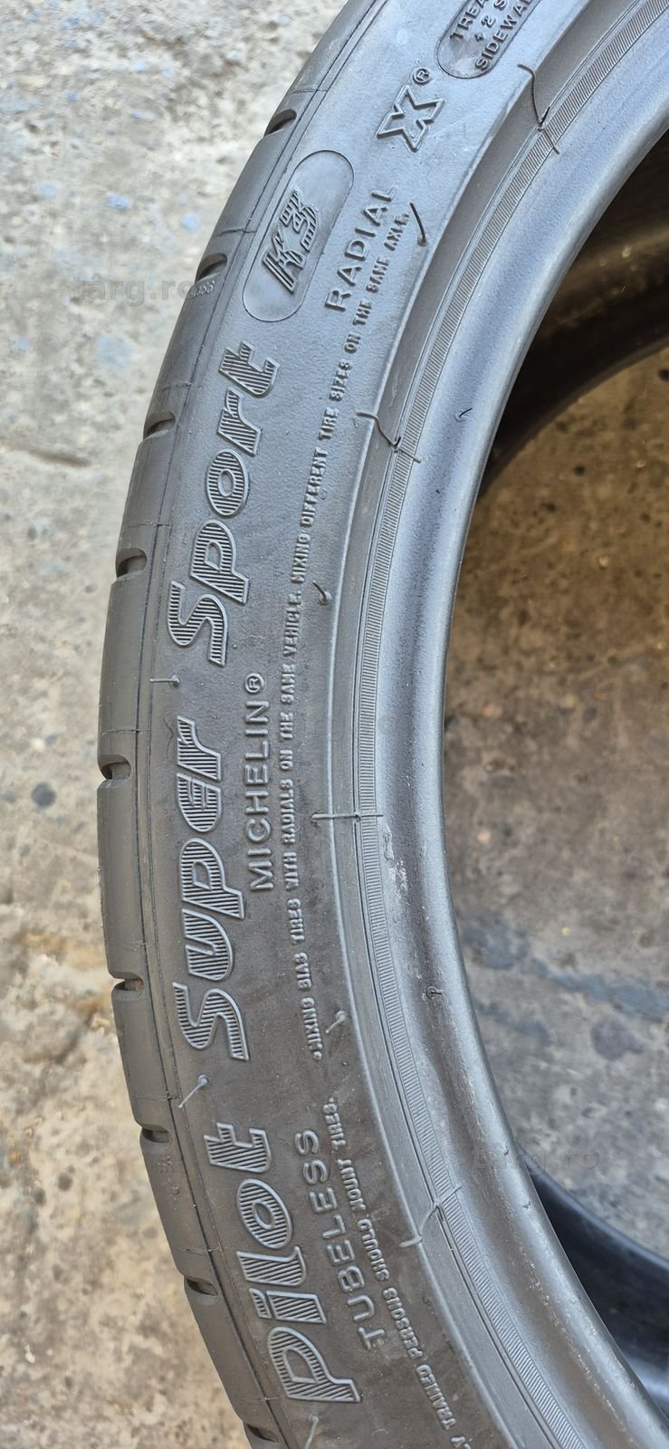 2 anvelope vara Michelin 305/30/20,dot 2022.Pretul este pe bucata. 5