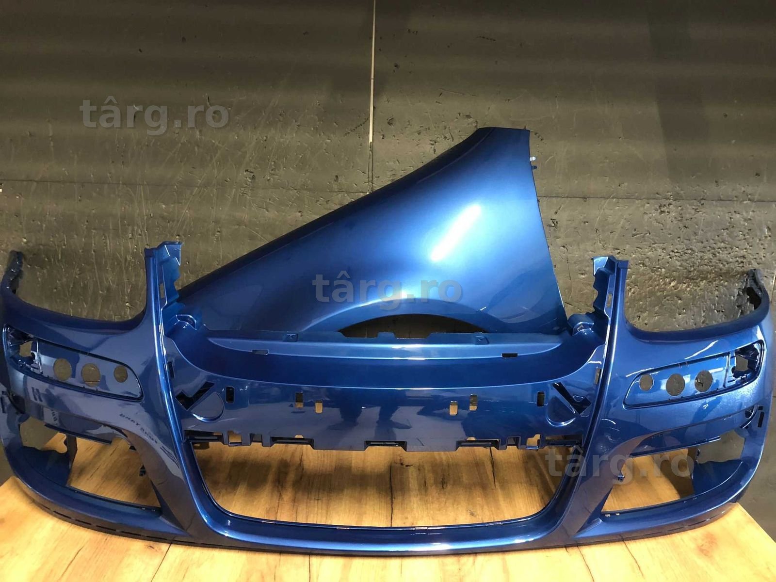 Bara & Aripa Fata Stanga VW Golf 5 V GTi An 2004-2008 LA5K Albastru