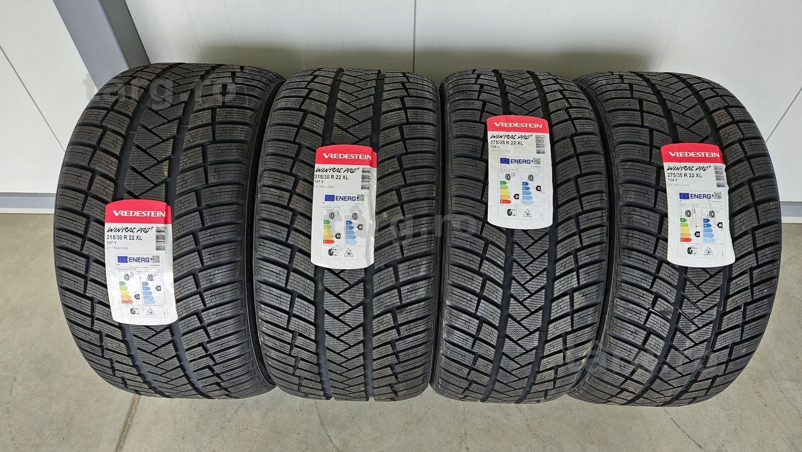 Anvelope Vredestein 315 30 22  - 275 35 R22