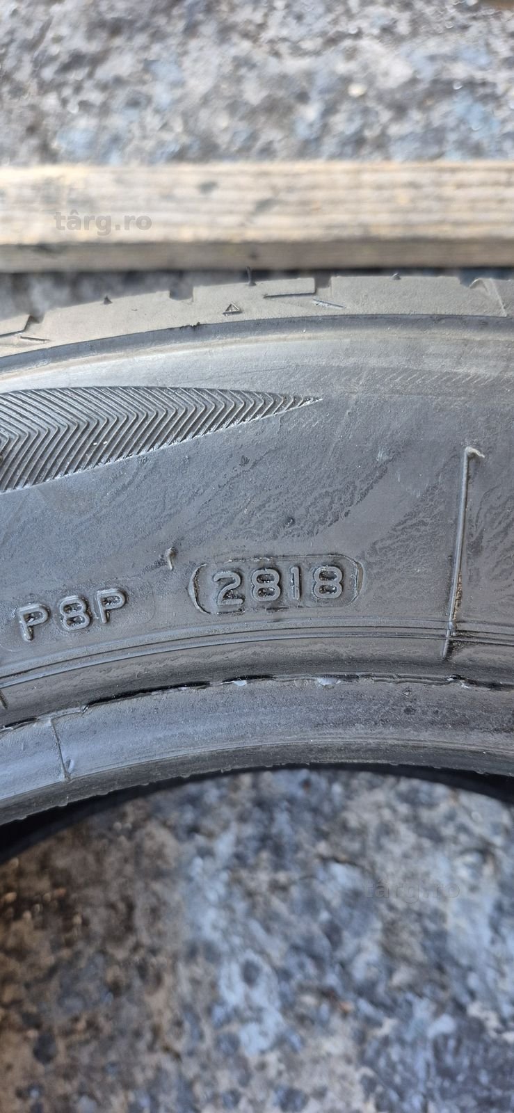 4 anvelope vara Bridgestone 235/50/18.Pretul este pe bucata. 8