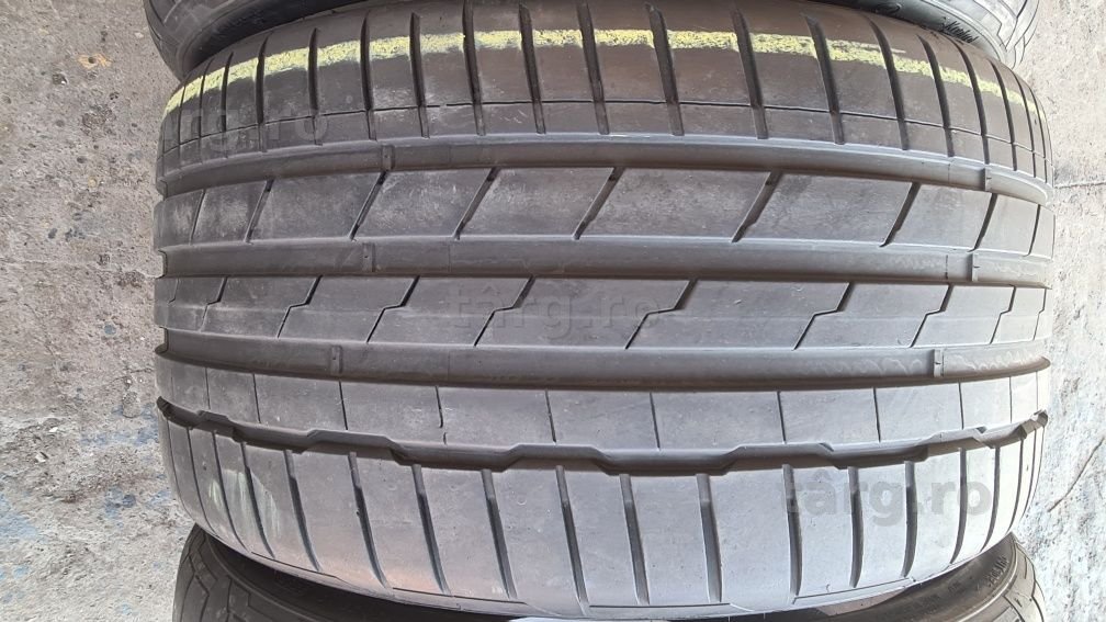 4 anvelope vara Hankook 285/30/22, 2 anvelope noi,2 ca si noi 3