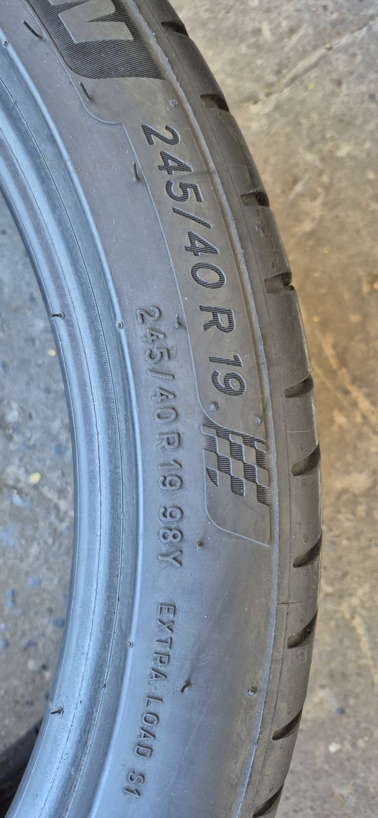 4 anvelope vara Michelin,fata 245/40/19,spate 275/35/19.Pretul este pe bucata 5
