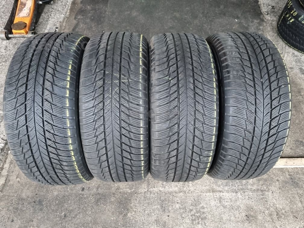 4 anvelope BRIDGESTONE runflat 245/50/19 pret per bucata