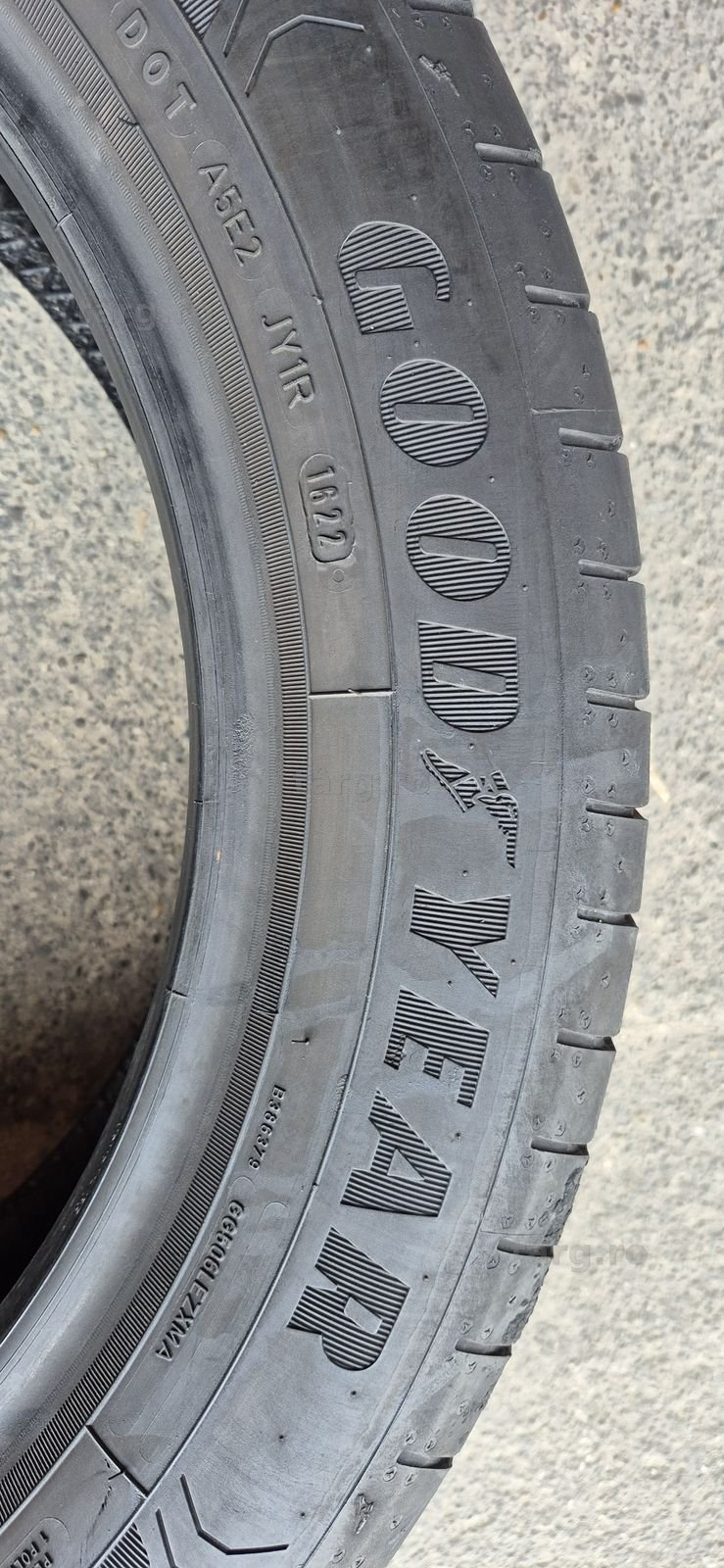 4 anvelope vara ca noi Goodyear 215/55/18,dot 2022.Pret/bucata 5