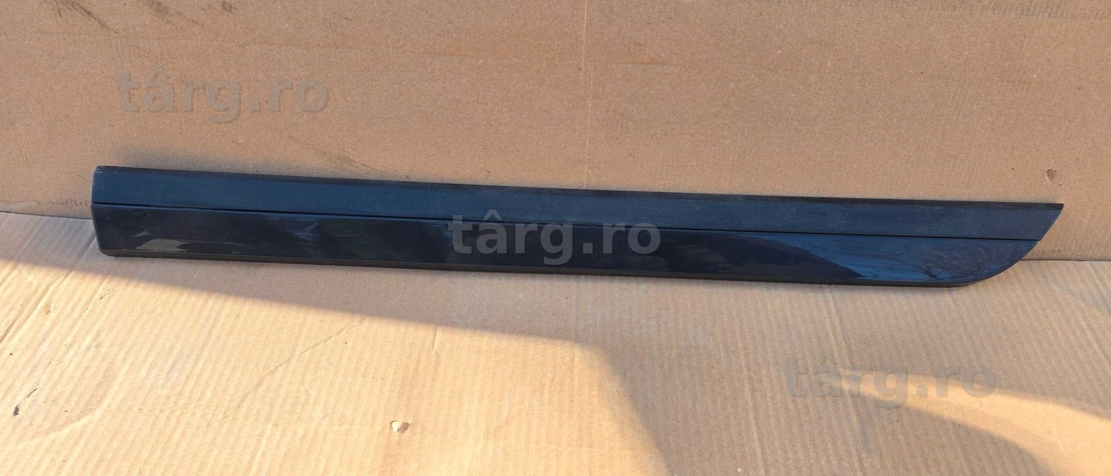 Bandou usa stanga spate Vw Passat B8 2015 2016 / 2017 2018