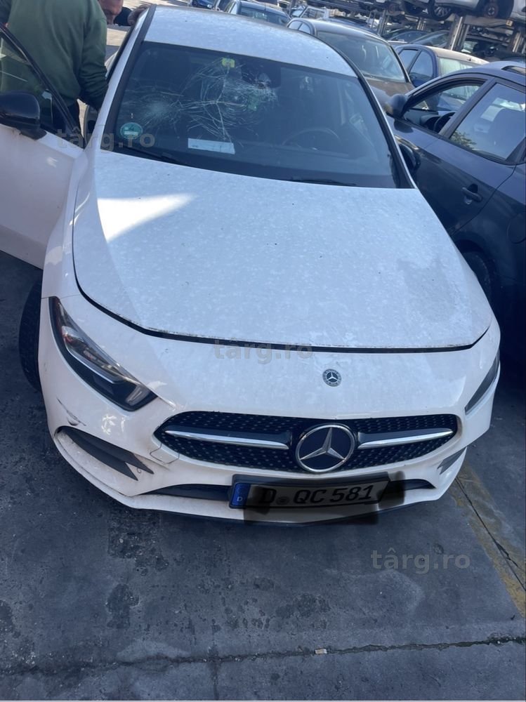 Dezmembrez Mercedes A180