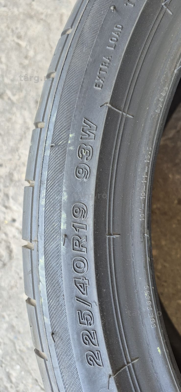 4 anvelope vara Bridgestone 225/40/19.Pretul este pe bucata 6