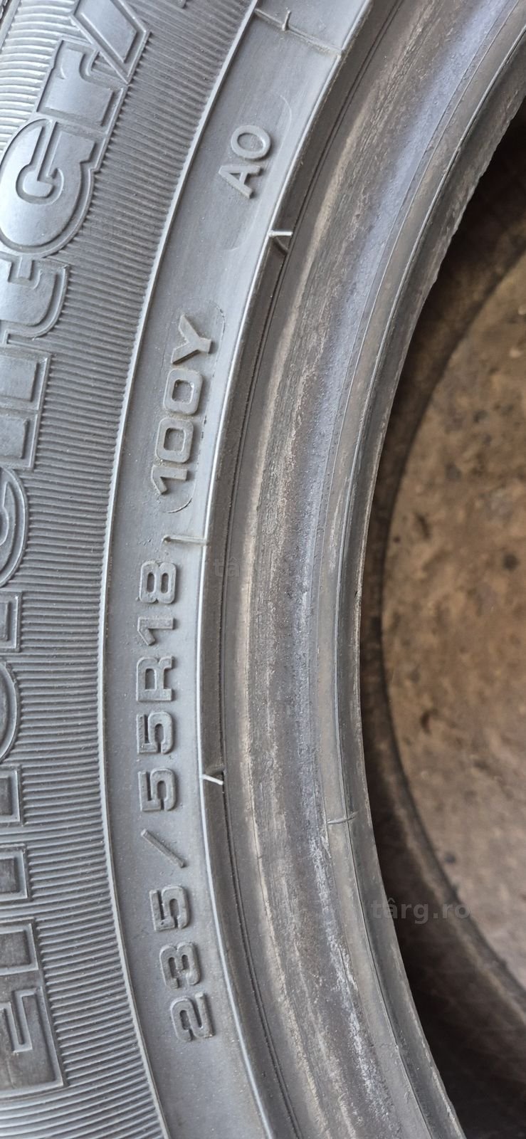 2 anvelope vara ca noi Goodyear 235/55/18.Pretul este pe bucata. 6