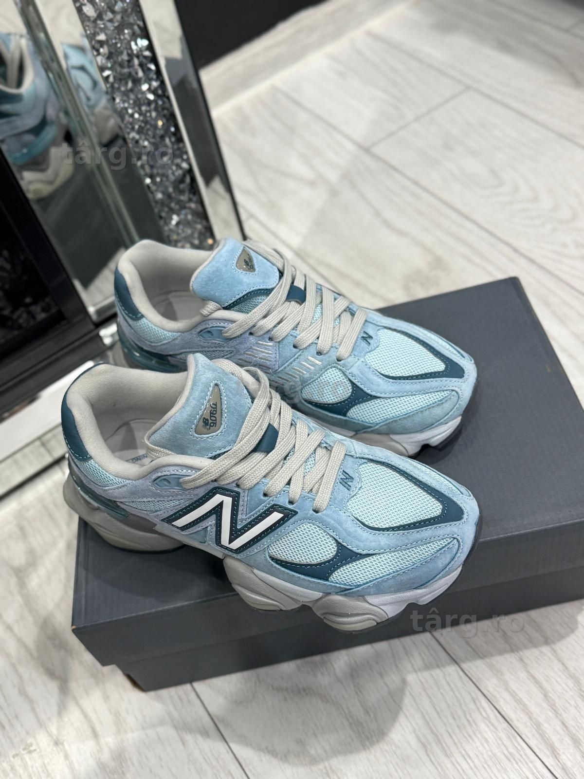 Nb 9060chrome blue