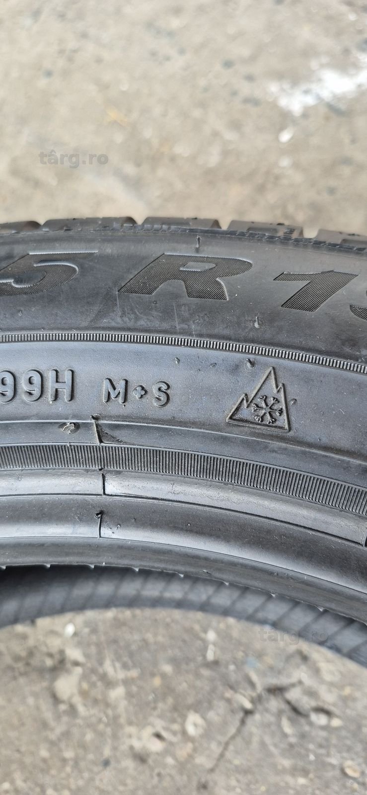4 anvelope iarna ca si noi Pirelli 225/55/19.Pretul este pe bucata. 7