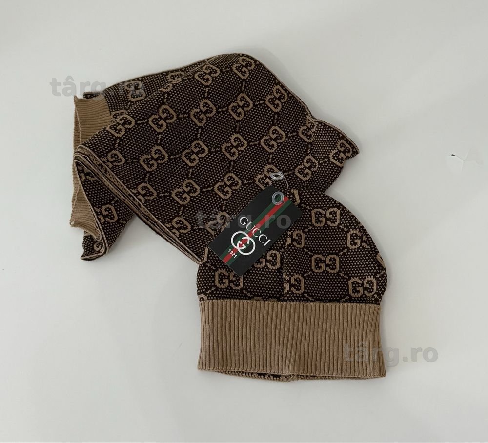 Set GUCCI fes&fular super calitate