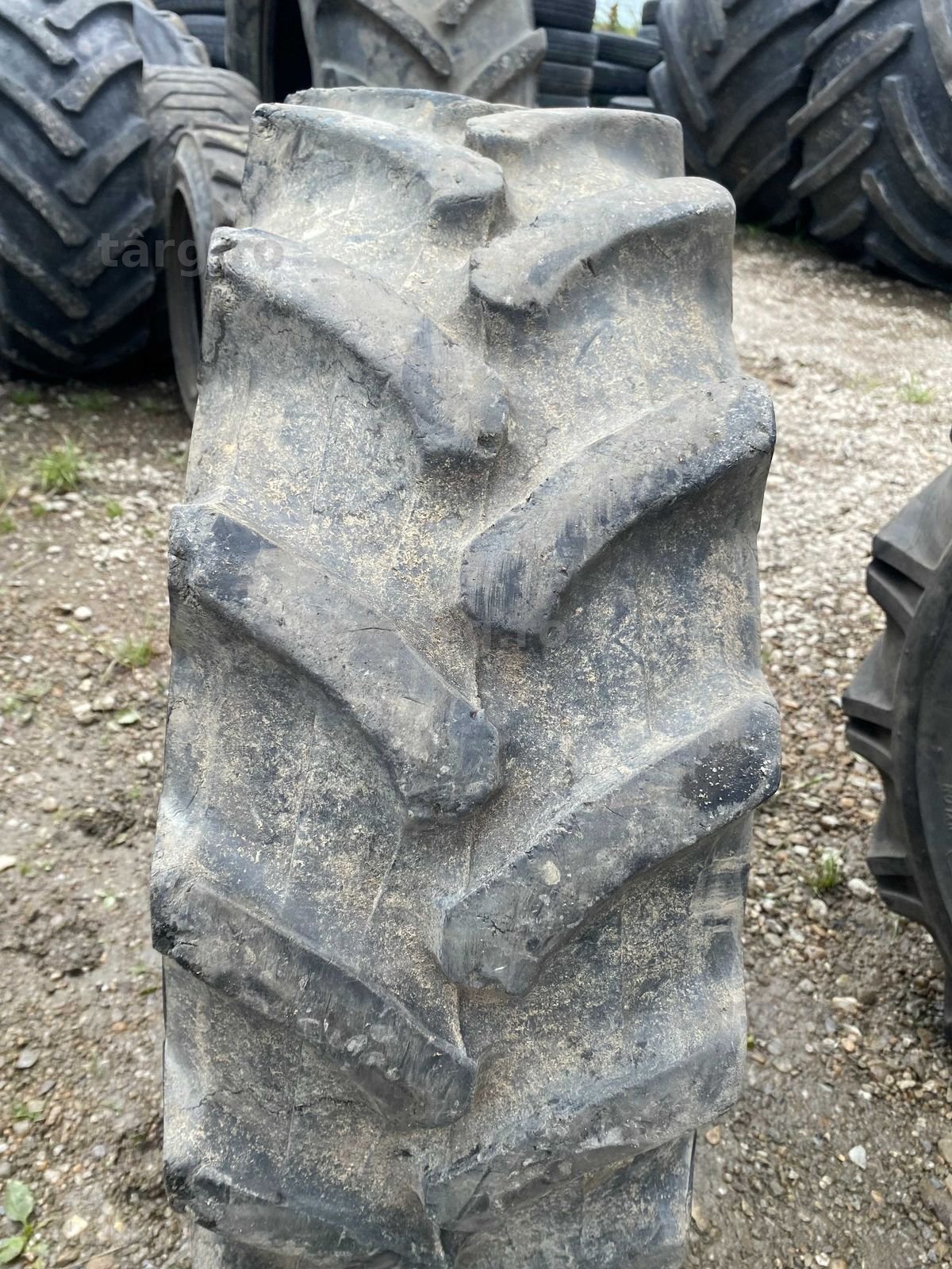 Anvelopa 300.70 R20 Pirelli
