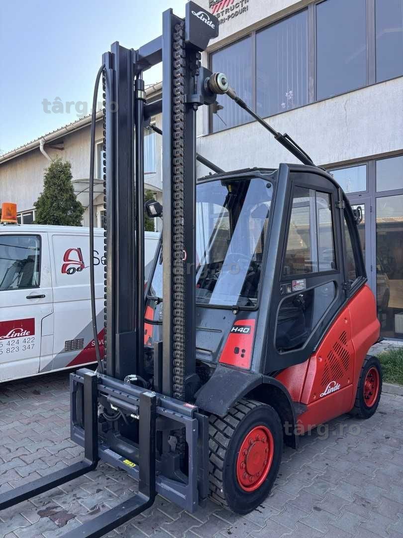 Stivuitor - Motostivuitor Linde H40D-01 Anul fabricației: 11/2010