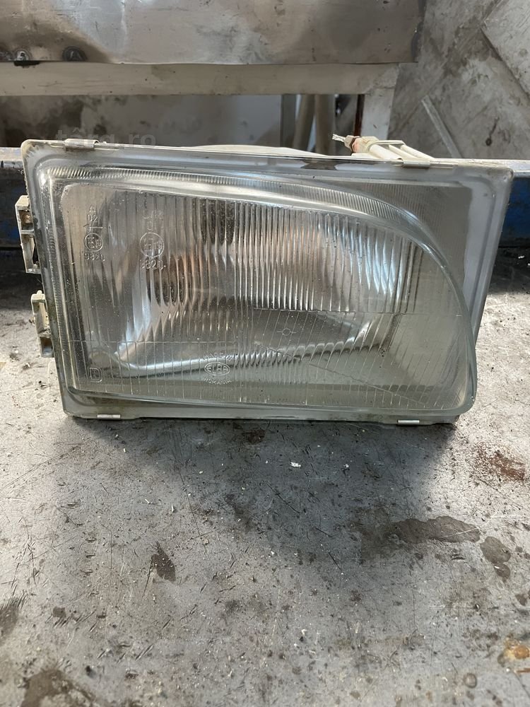 Far dreapta Dacia 1310 injectie