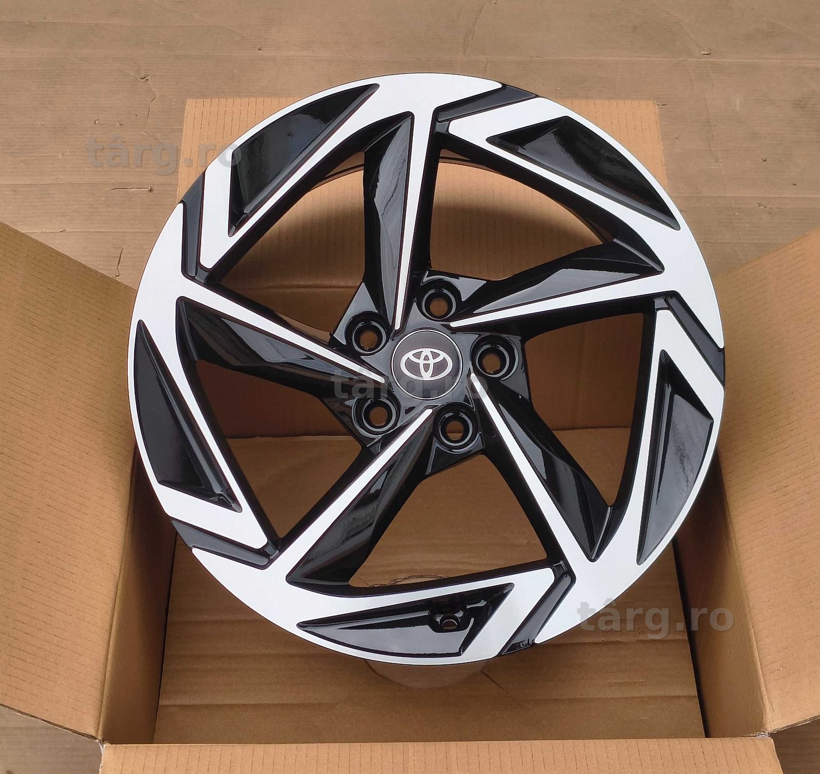 Jante 18 Toyota RAV4 Corolla C-HR  Produs Auris Avensis Avensis Verso Camry Highlander Mirai Verso Jante Noi cu Factura si Garantie‼️autohauss.ro‼️