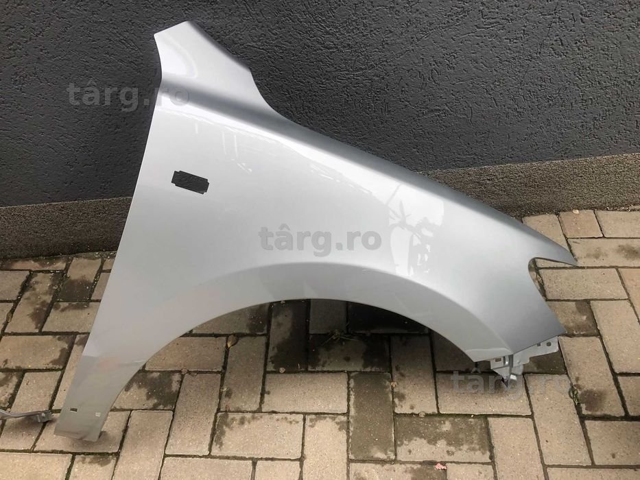 Aripa Fata Dreapta Hyundai Santa Fe 2005-2009 Vopsita Gri