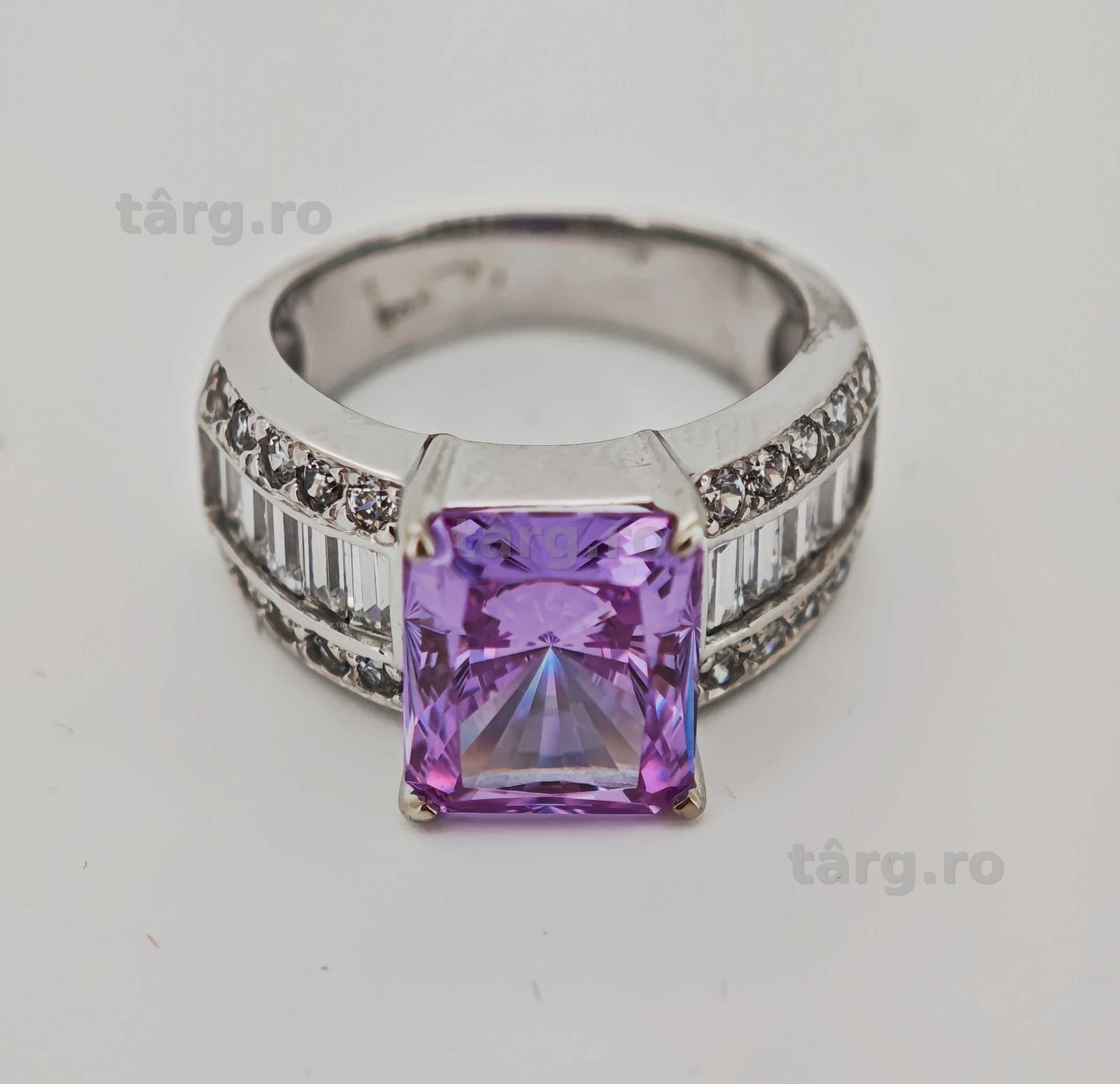 Inel aur 14k cu zirconii 9,3gr