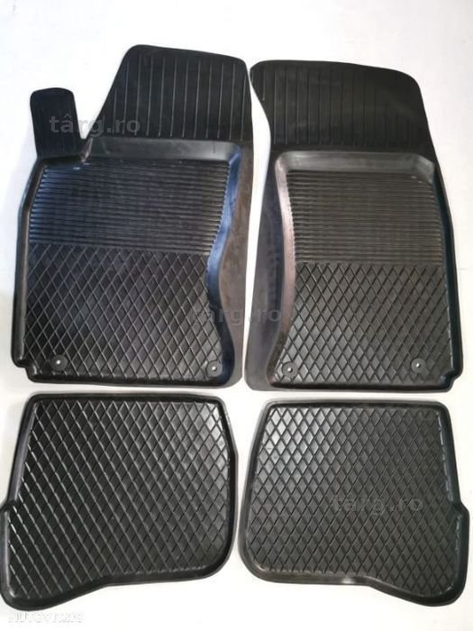 Covorase cauciuc VW Passat B5 B5,5 tip tavita 95-2005 cu prindere