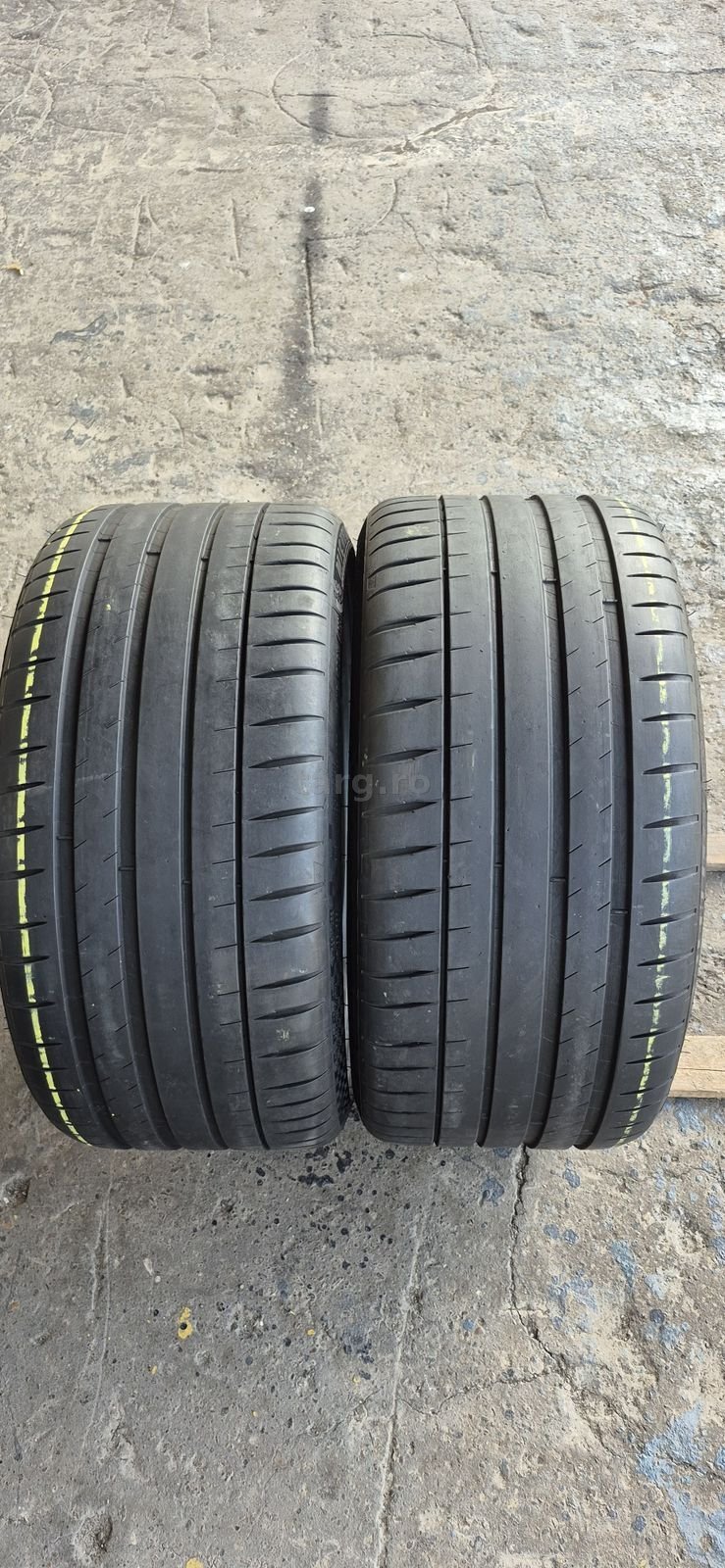 2 anvelope vara Michelin 265/30/20,dot 2022.Pretul  este pe bucata.