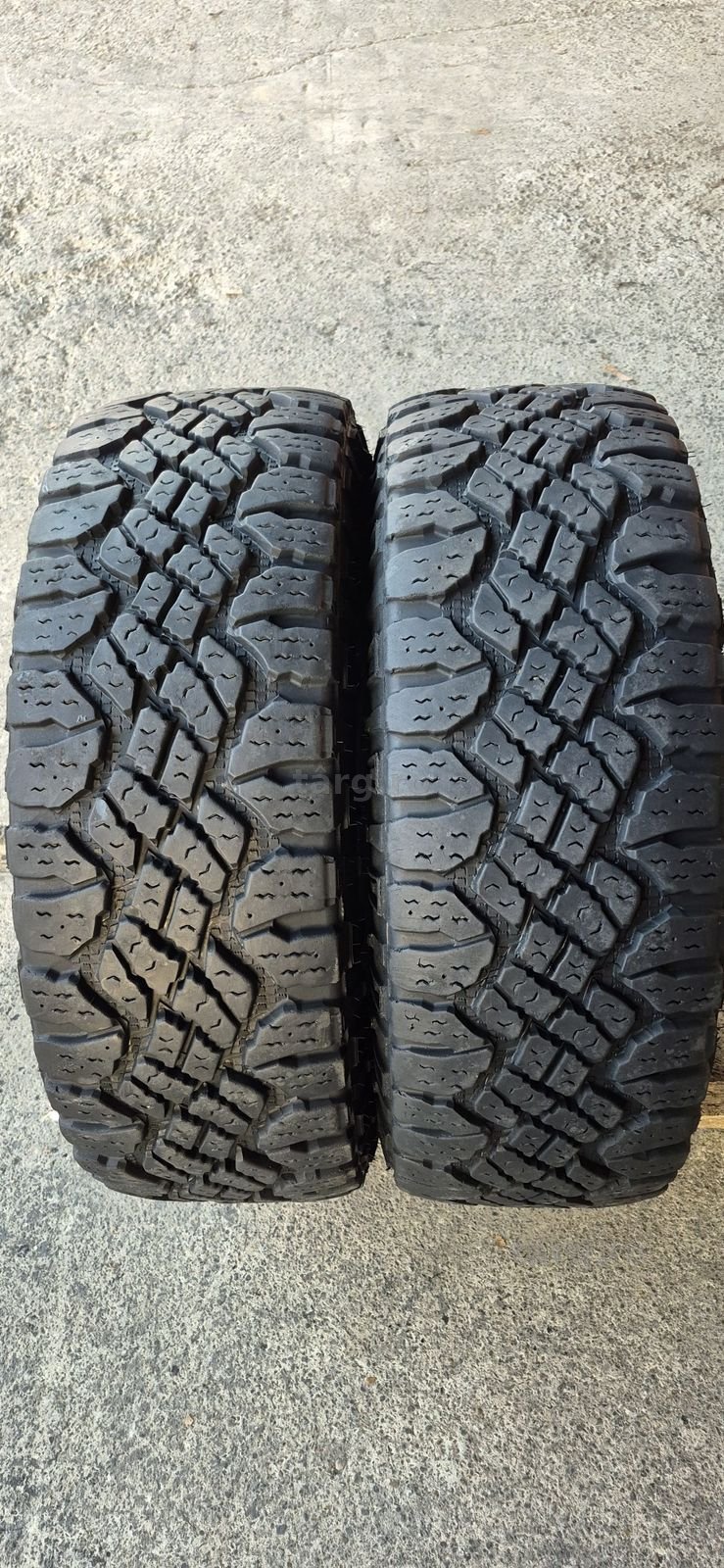 2 anvelope Offroad iarna Goodyear 285/70/17.Pretul este pe bucata.