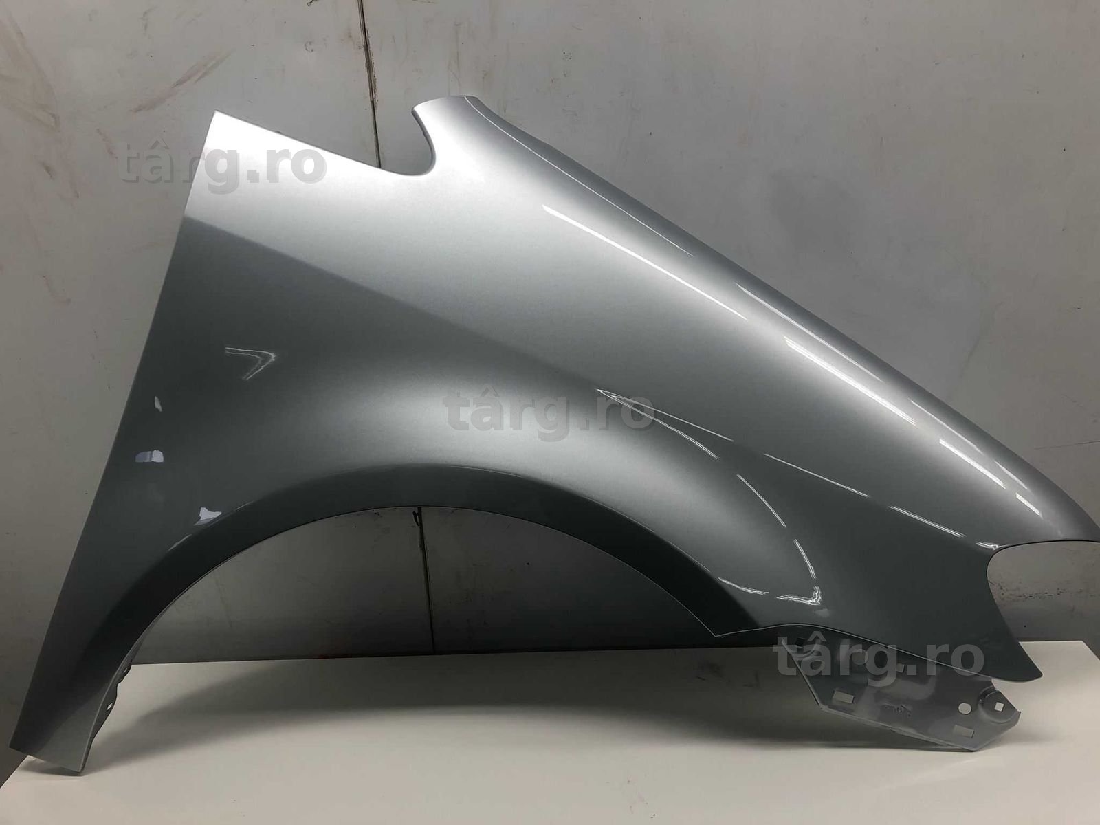 Aripa Fata Dreapta VW Touran Vps 2010-2014 (LA7W (Gri))