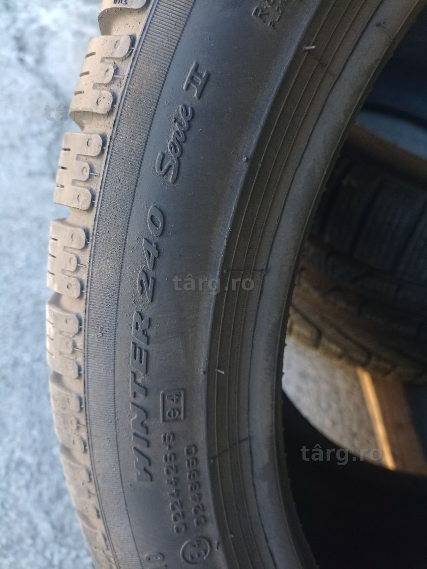 2 anvelope de iarna Pirelli 285/35 R19 dot 2318 5