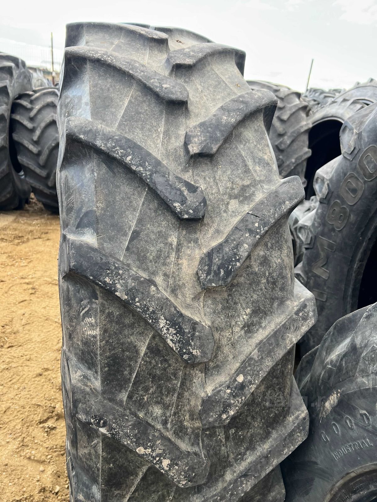 Anvelopa 16.9 r34 Pirelli