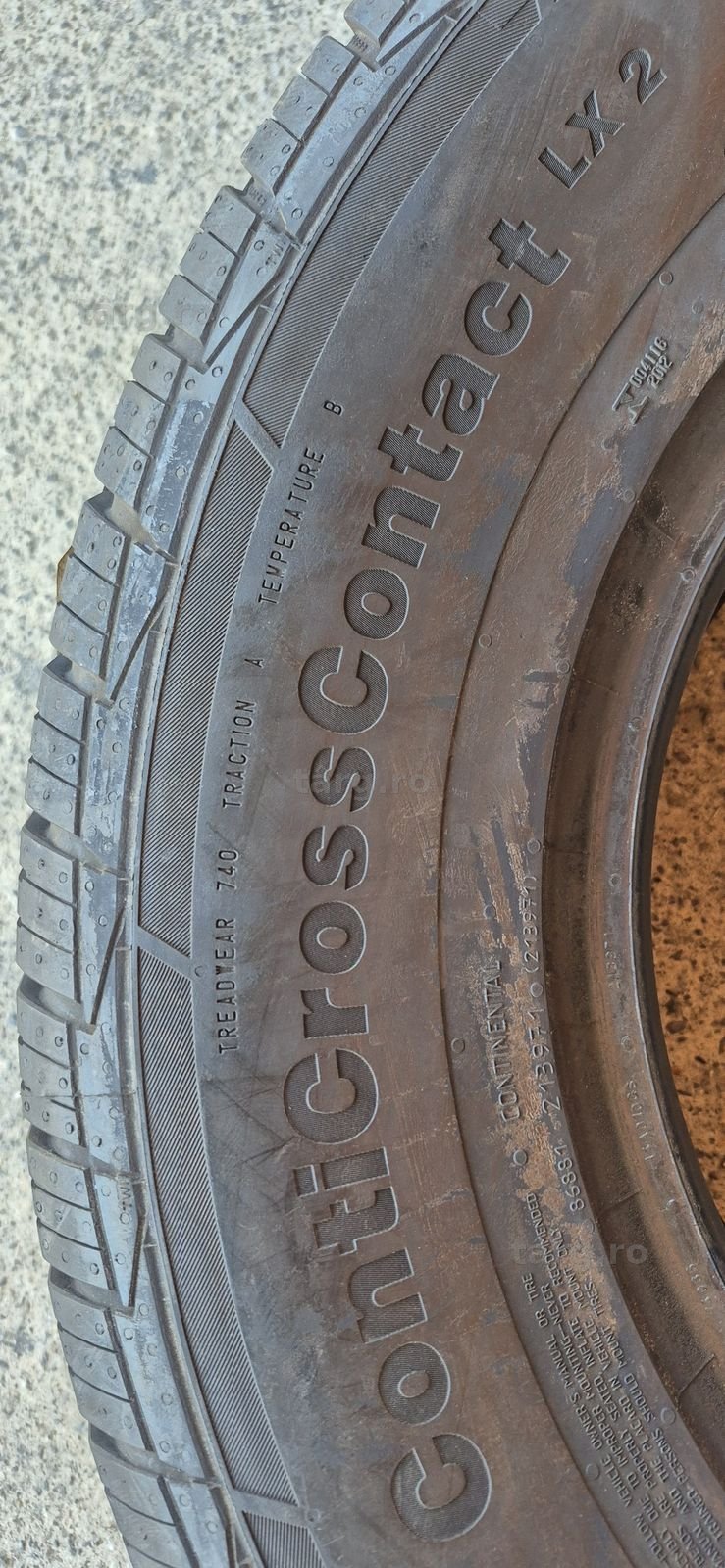 4 anvelope M+S noi Continental 225/70/15.Pretul este pe bucata. 5