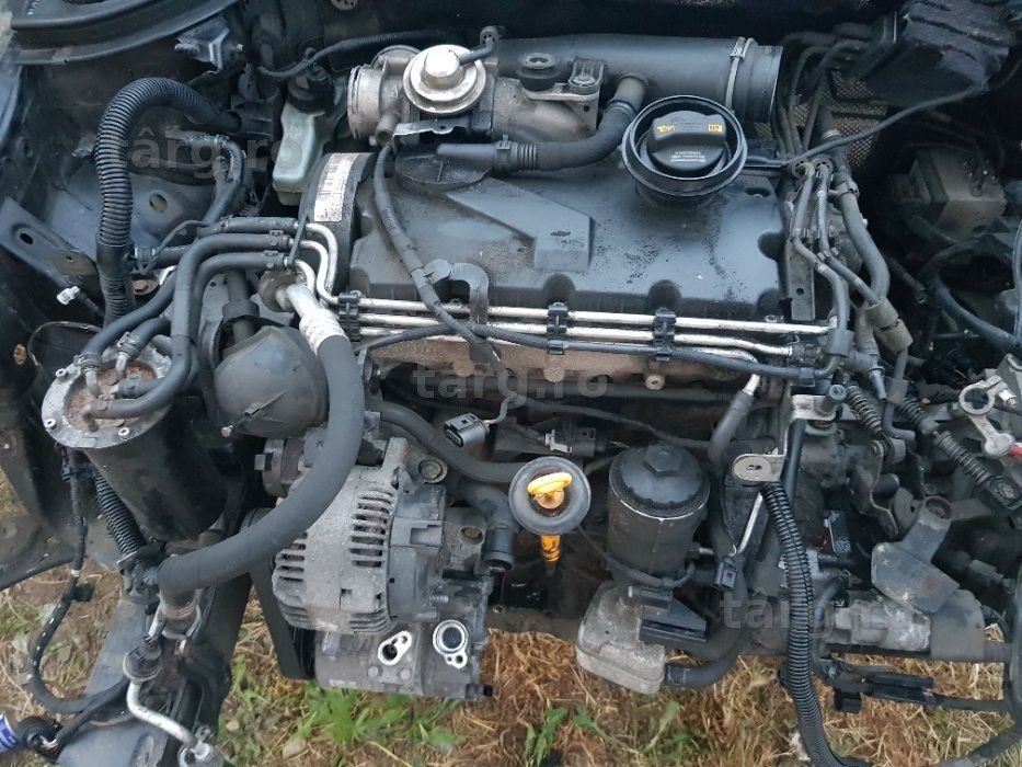 Pistoane Baie ulei Fulie Vibrochen Passat 2.0 Tdi BKP Alternator electromotor Capac culbutori Passat 2.0 Tdi BKP