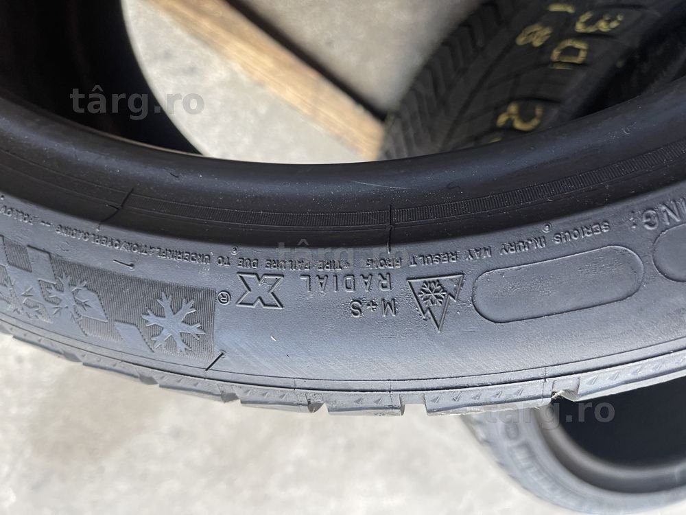 2 anvelope de iarna 295/30/20 Michelin 7