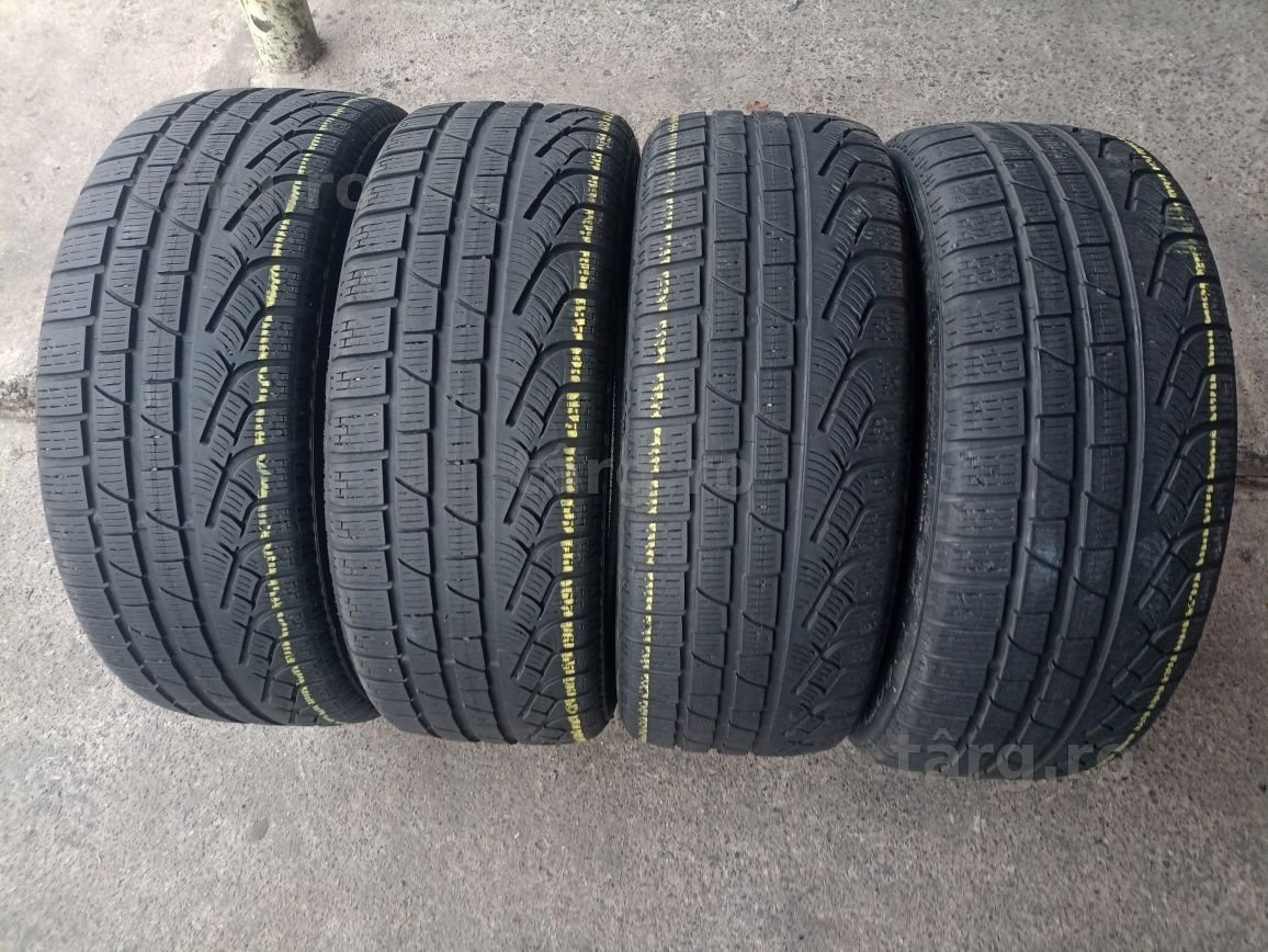 4 anvelope de iarna Pirelli 215/45 R18 dot 2518
