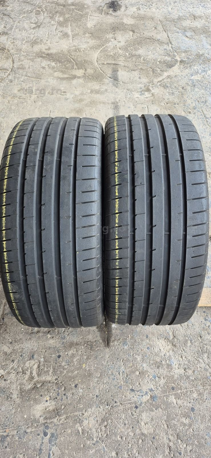 2 anvelope vara ca noi Goodyear 255/35/20,dot 2020.Pretul este pe bucata