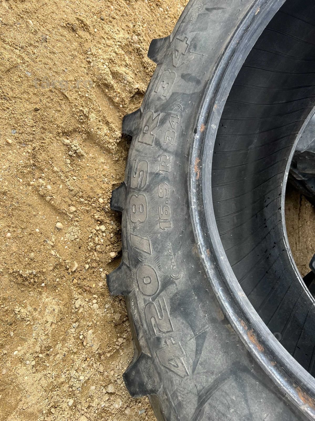 Anvelopa 16.9 r34 Pirelli 2