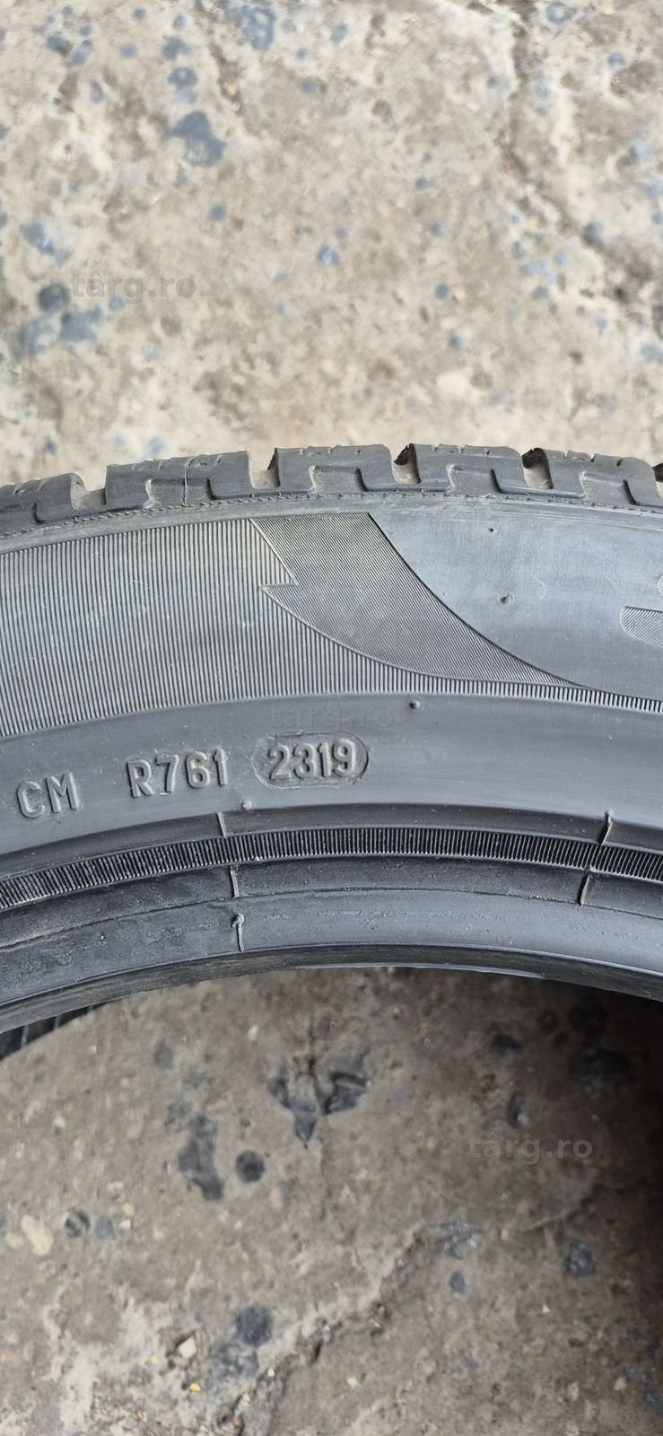 4 anvelope iarna ca si noi Pirelli 225/55/19.Pretul este pe bucata. 8