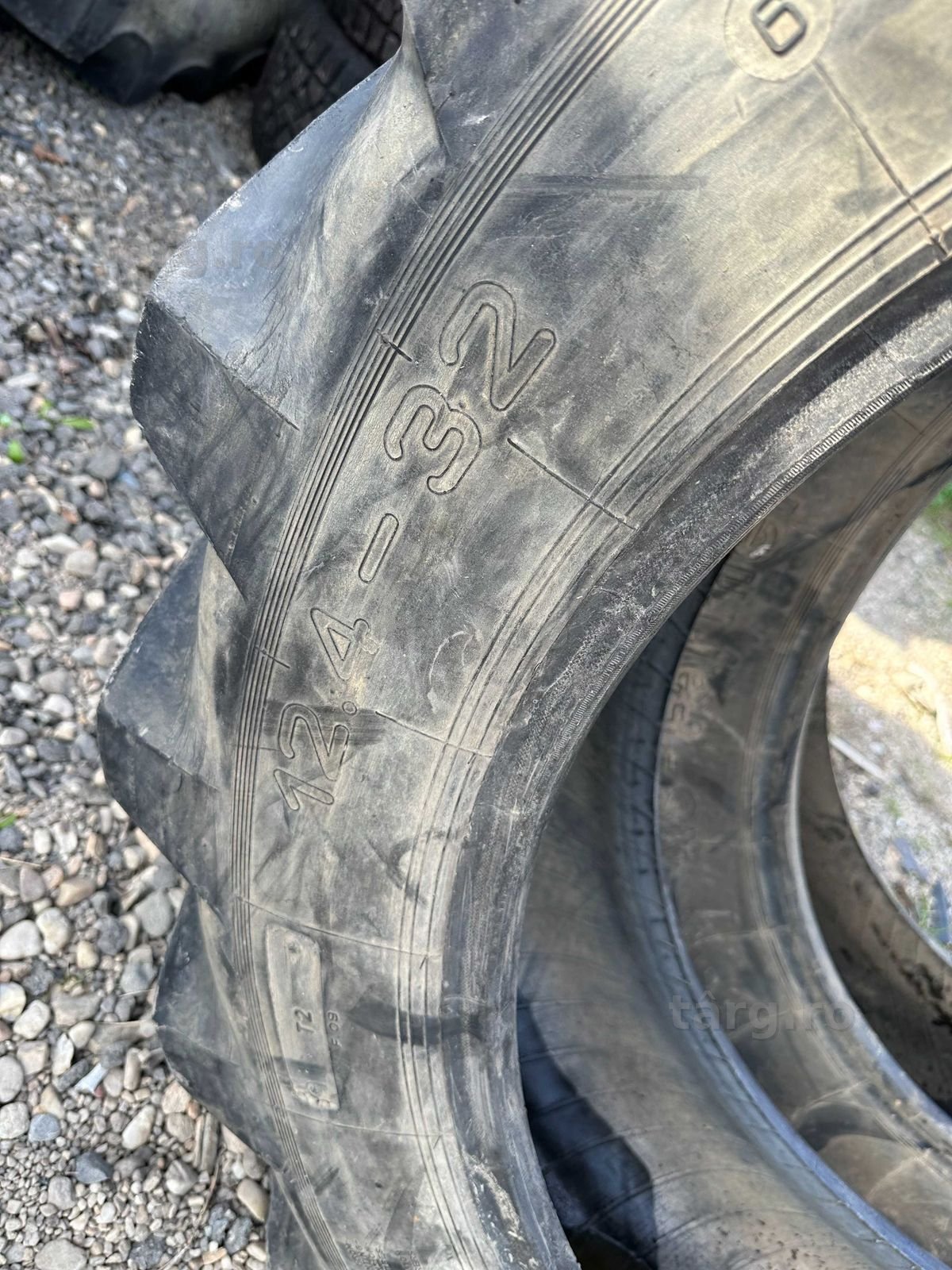 Anvelopa 12.4 r32 3